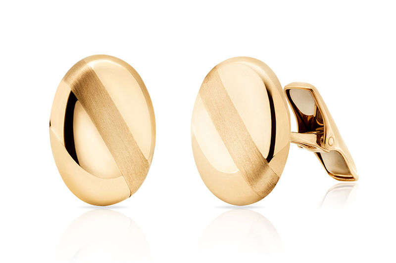 packshot biżuteria złota spinki