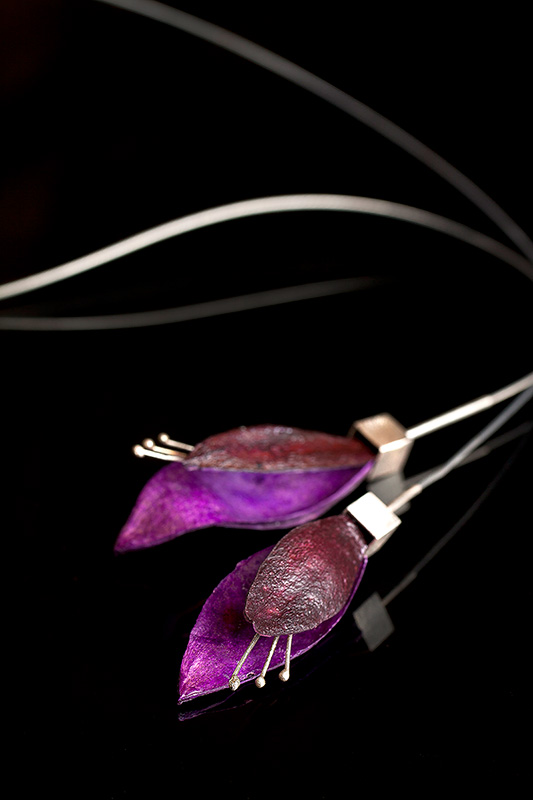 fotografia reklamowa biżuterii naszyjnik