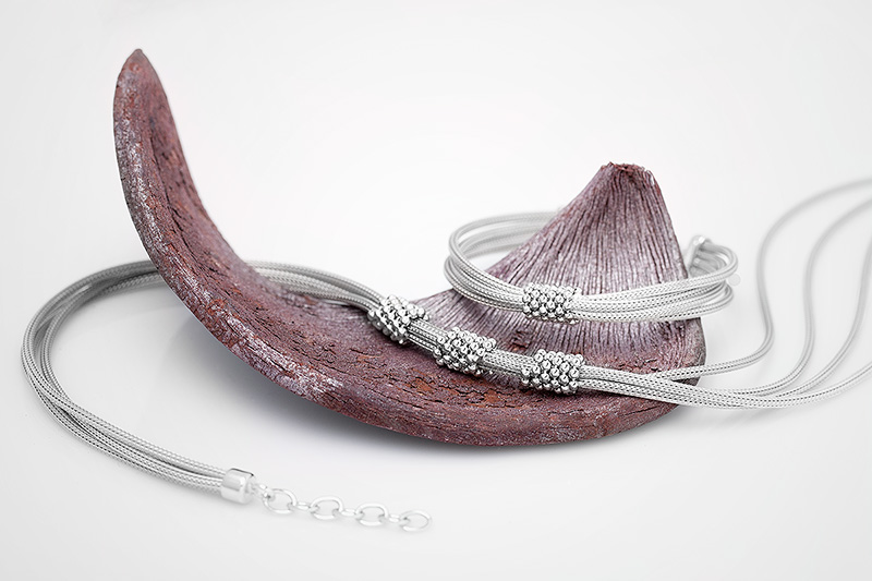 biżuteria zdjęcia reklamowe naszyjnik