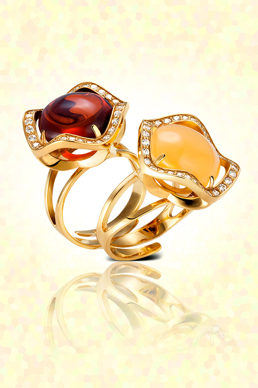 zdjęcia reklamowe złote pierścionki